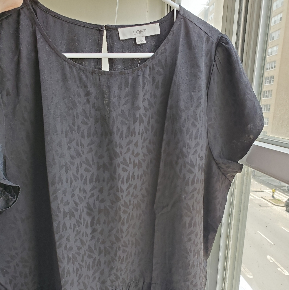 Heart Tulip Sleeve Peplum Black Top